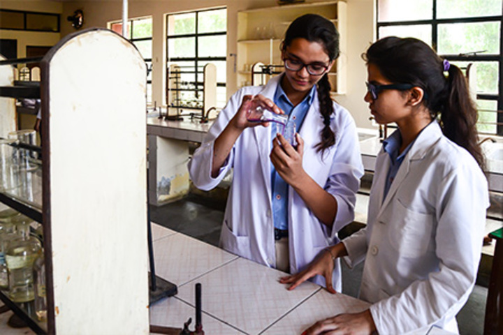 Bharat National Public School-Physics Lab