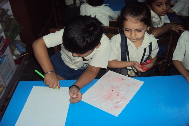 Bharti Public School-Card Making Activity