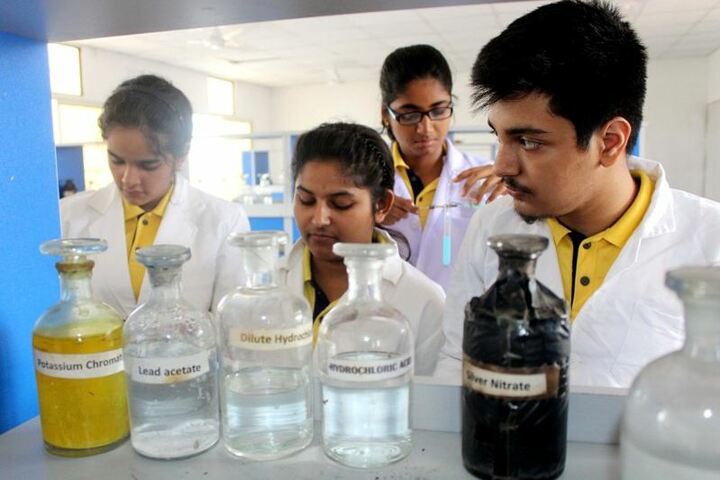 Bharti Public SchoolChemistry Lab