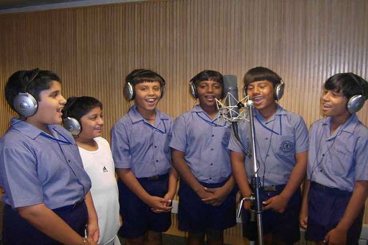 Blue Bells School International-Singing