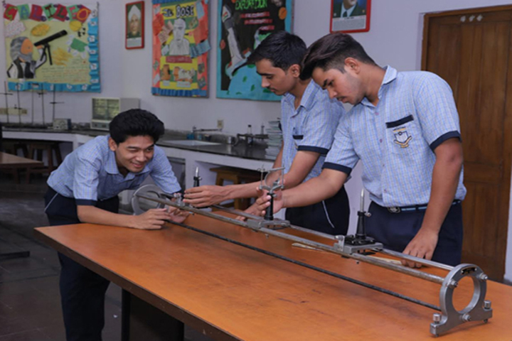 CRPF Public School-Physics-Lab