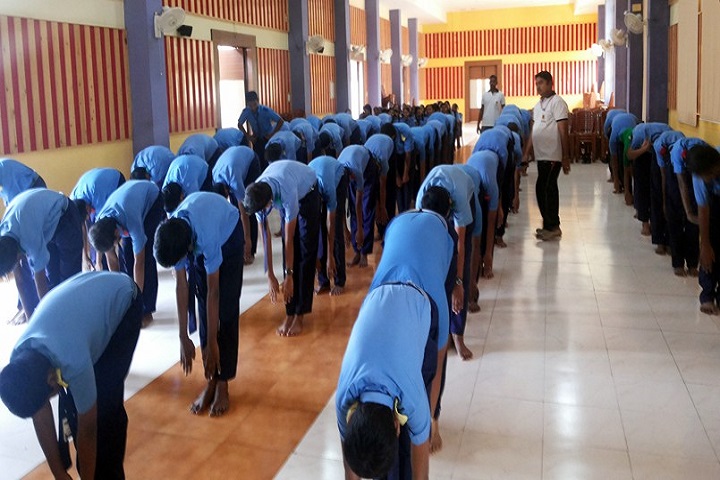 Little Angles School-Yoga