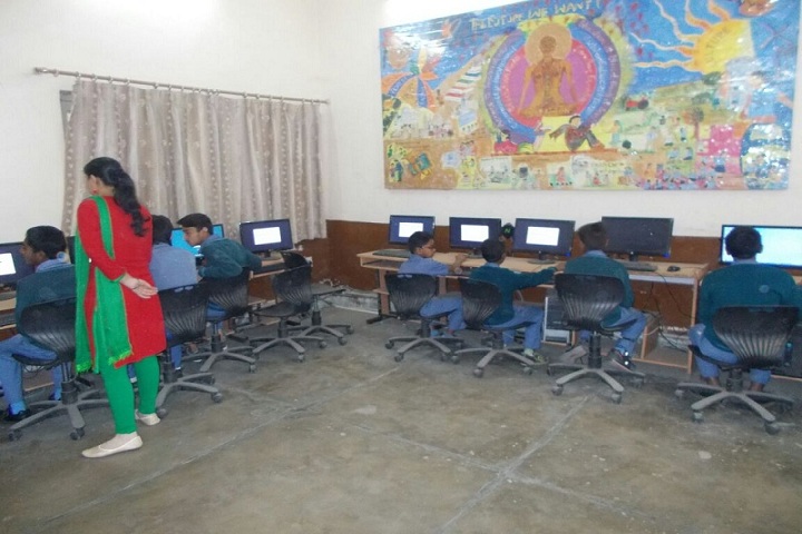 Diwan Chand Arya Senior Secondary School- Computer-Lab