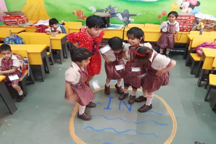 M L Khanna DAV Public School-Activity Class
