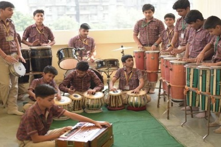 M L Khanna DAV Public School-Music room