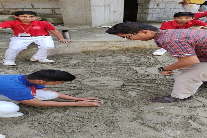 M L Khanna DAV Public School-Sand Art