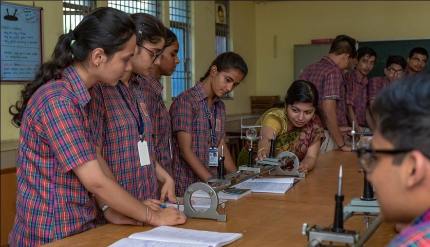 DAV Public School-Physics Lab