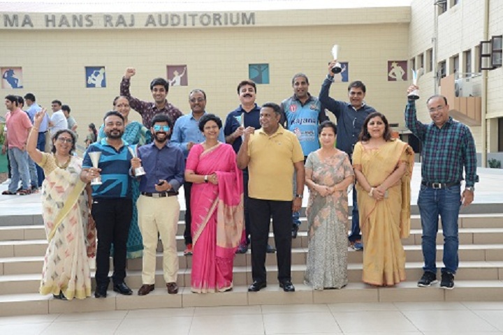Darbari Lal DAV Model Senior Secondary School-Felicitation ceremony