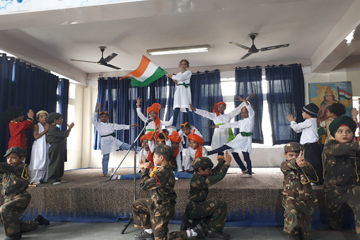 Dav Model School-Independence Day