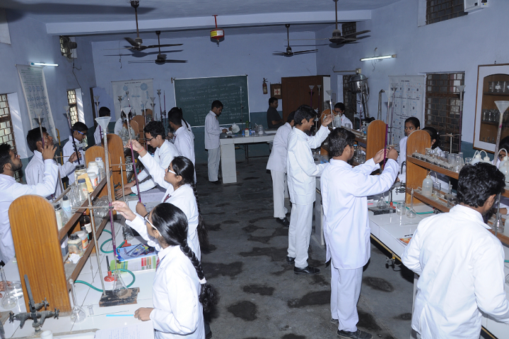 Deepanshu Public School-Lab