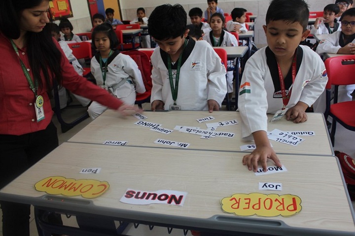 Delhi International School-Classrooms