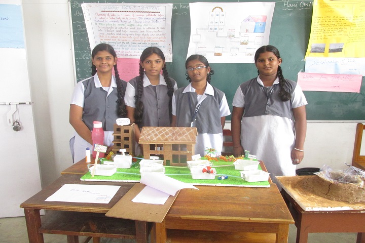 Marg Chinmaya Vidyalaya-Science Exhibition
