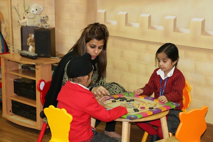 G D Goenka Public School-Indoor Games
