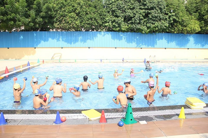 G D Goenka Public School Dwarka-swimming pool