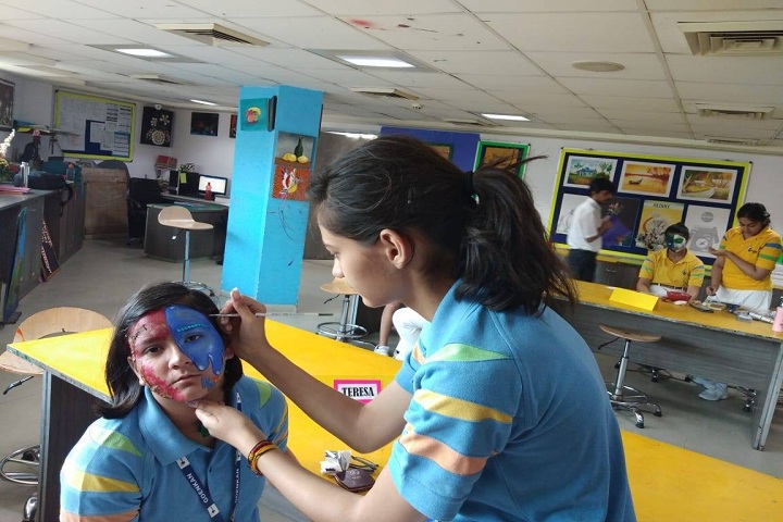 G D Goenka Public School-Face Painting