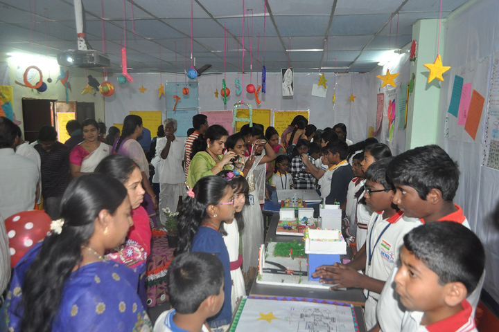 Mnr I Exceed School-Science Exhibition