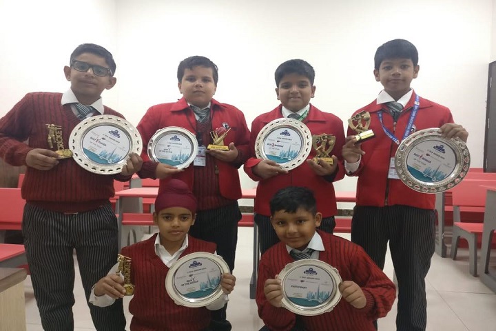 G D Goenka Public School-Students with trophies