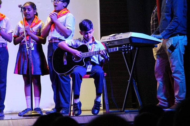 G D Goenka Public School-Group Singing