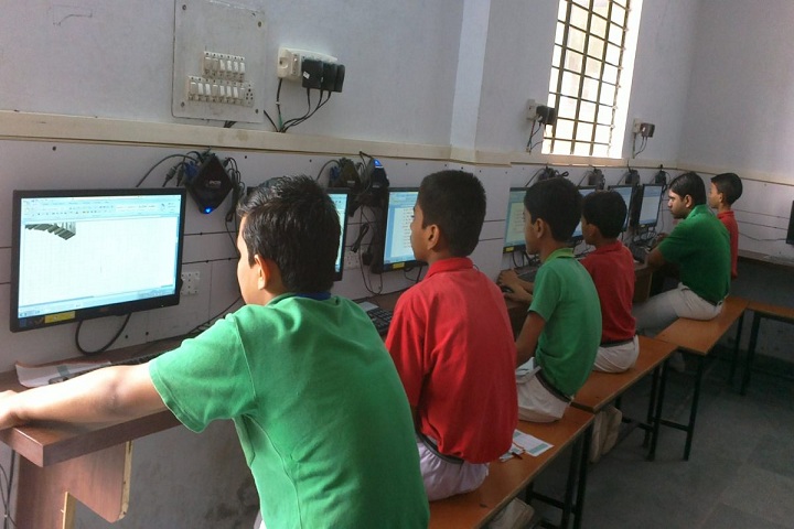 Gold Field Public School-Lab