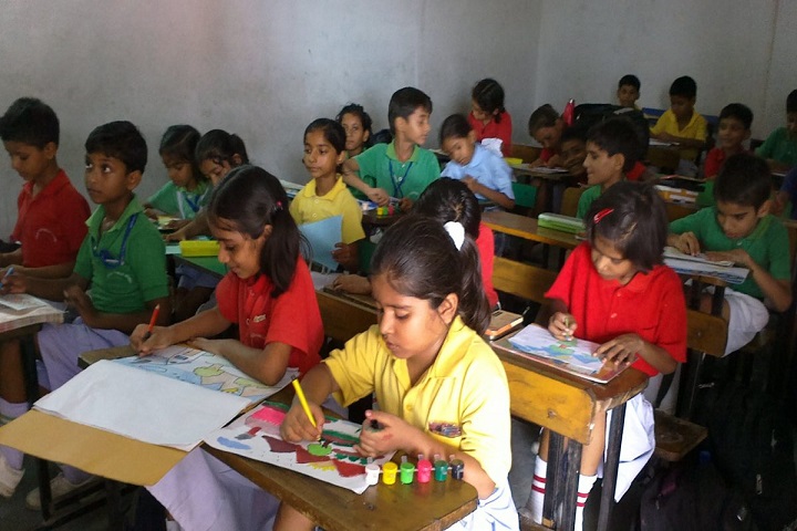 Gold Field Public School-Drawing class
