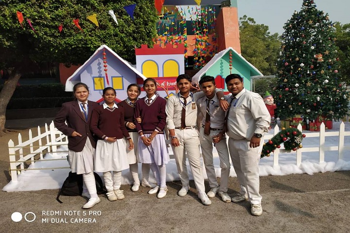 Good Luck Public School-Picnic
