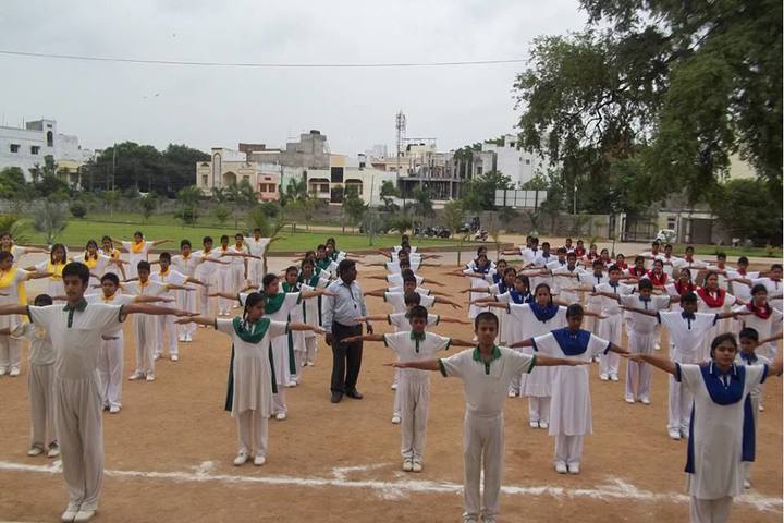 Neo School Aizza-Yoga