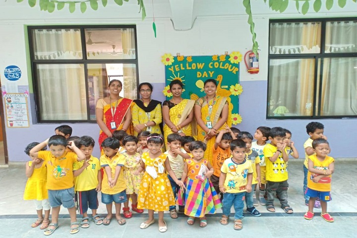 Pallavi Model School-Yellow Day celebrations