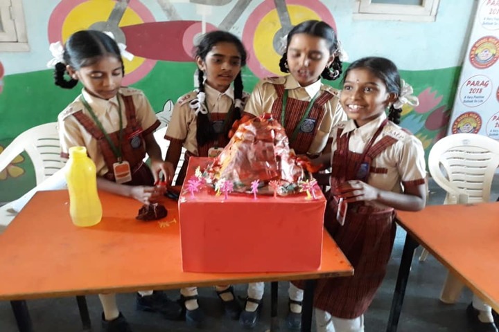 S M P Model High School-Exhibition