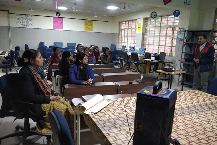 Government Girls Senior Secondary School No 3-Computer-Lab