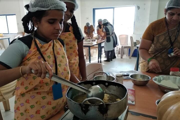 Saranya Concept School-Cooking Activity