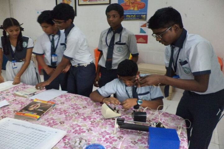 Saranya Concept School-Electrical Lab