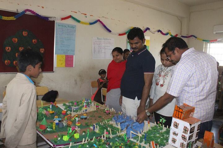 SDR World School-Science Exhibition