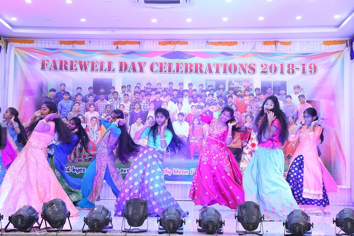 SDR World School-Dancing Activity