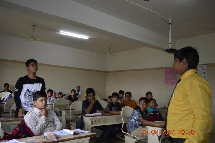 Shree Swaminarayan Gurukul International School-Classroom