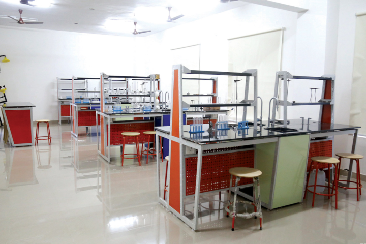 Sri Prakash Vidya Niketan-Lab