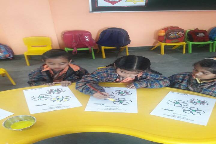 Guru Harkrishan Public School-Art room