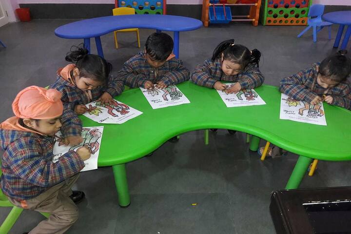 Guru Harkrishan Public School-Drawing room