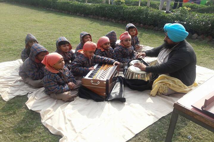 Guru Harkrishan Public School-Music
