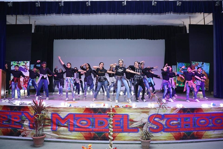 Happy Model School-Dance