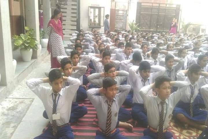Hari Krishna Public School-Yoga