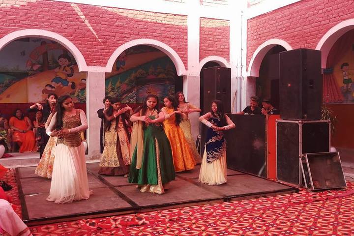 Hari Krishna Public School-Dance