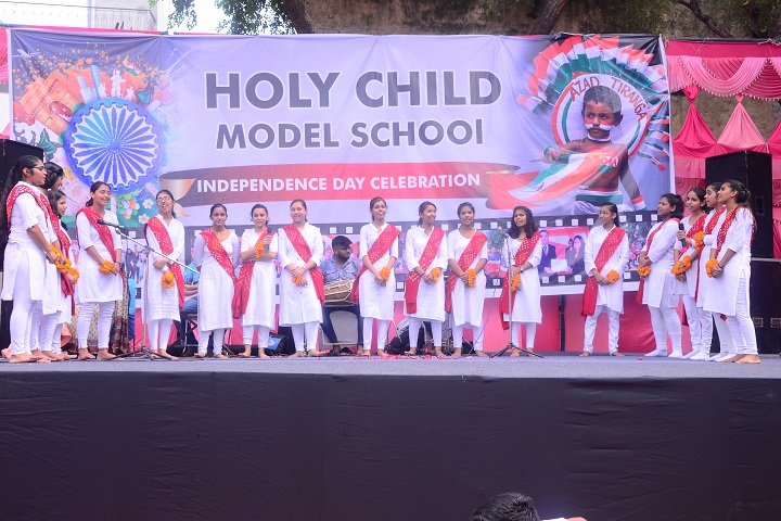 Holy Child Model School-Singing