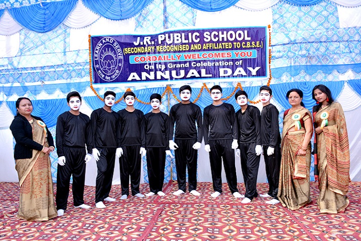 J R Public School-Students and Staff