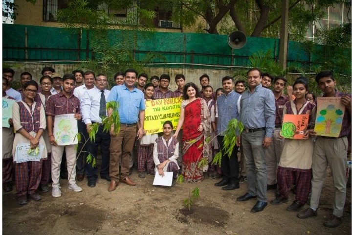 Jhabban Lal Dav Public School-Plantation