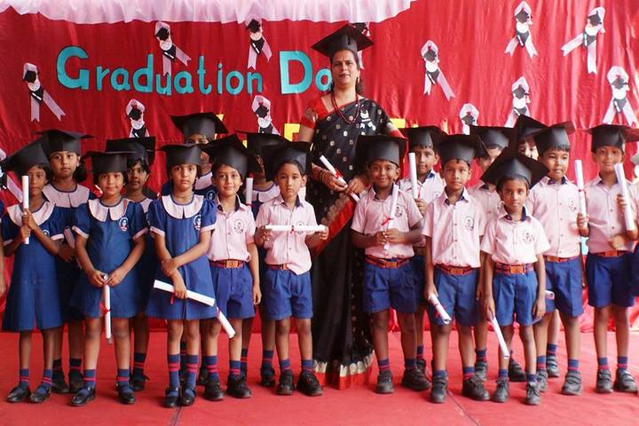 St Andrews High School-Graduation Day