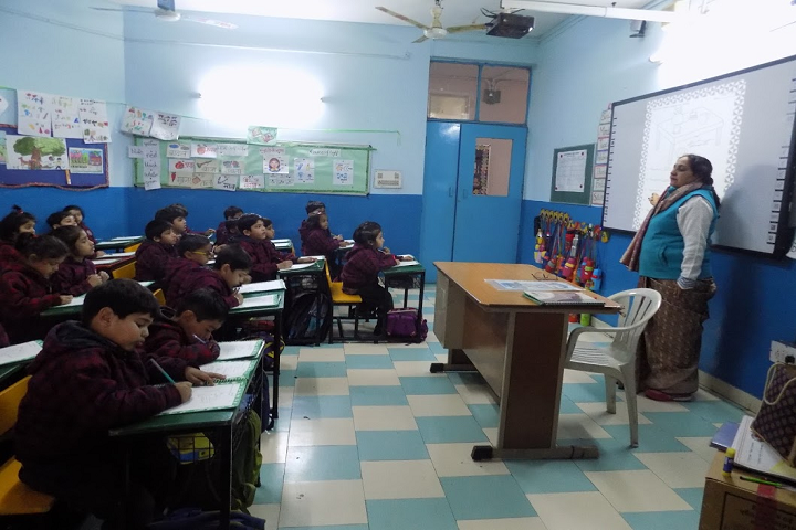 Kulachi Hansraj Model School-Classroom