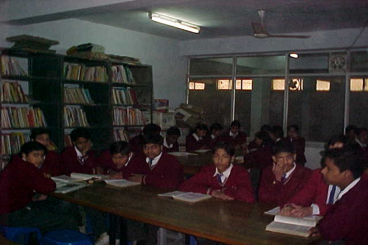 Lal Bahadur Shastri School-Library