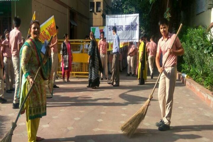 Little Fairy Public School-Swacch Bharat