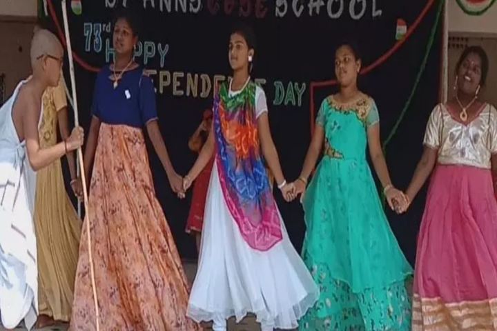 St Anns English Medium High School-Dance