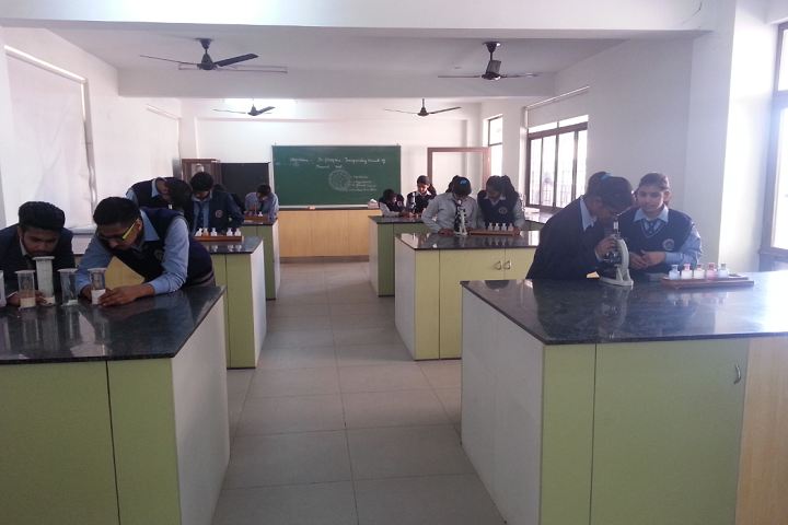 M R Vivekananda Model School-Science-Lab